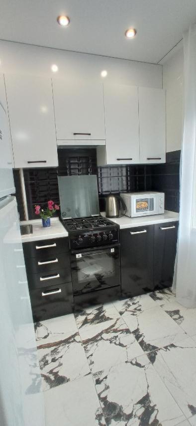 Жд Вокзал И Авто 1 Кв Евро Apartment Dnipro Bagian luar foto